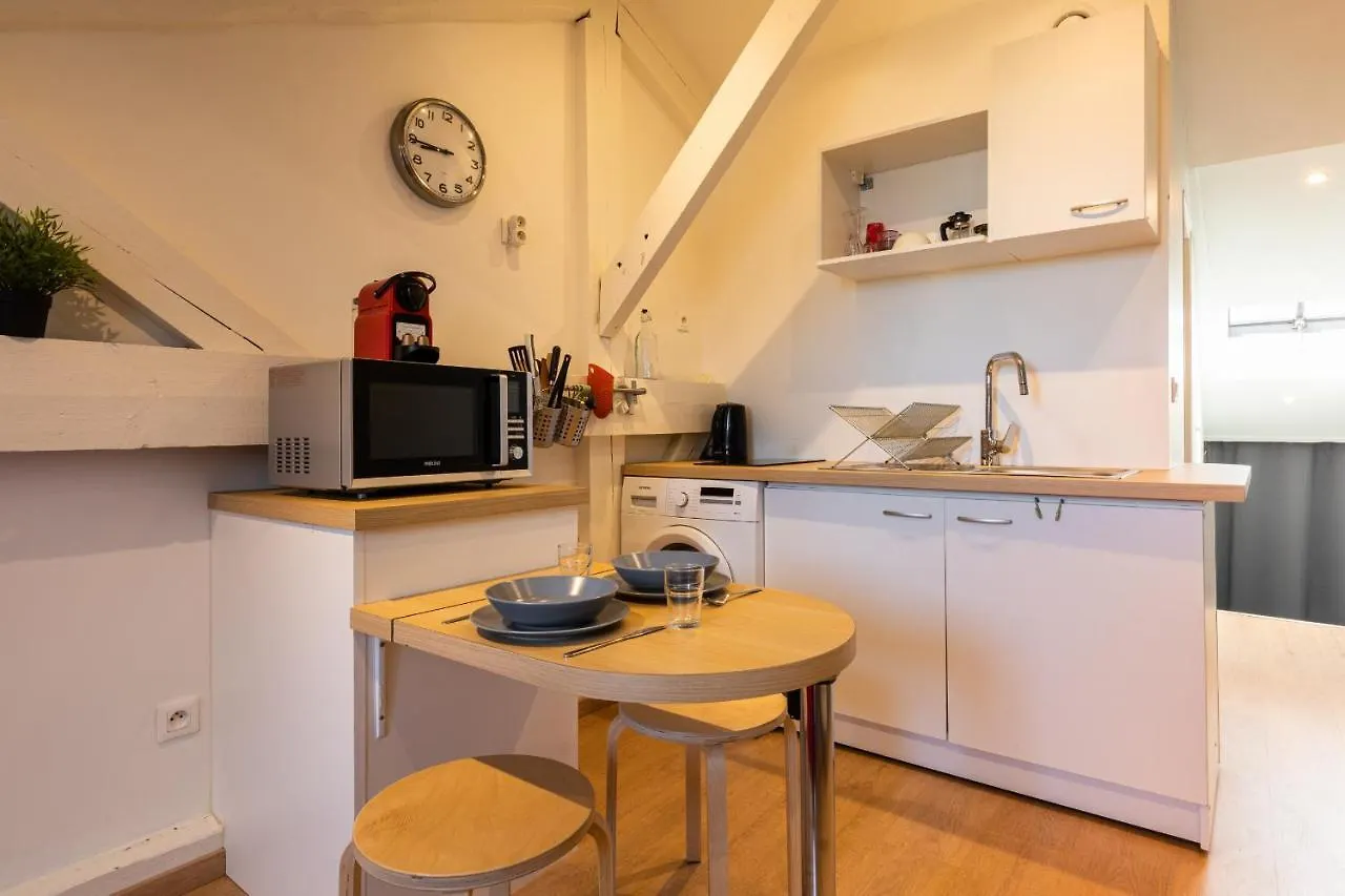 Dify Le Quai Perrache Apartment Lyon 0*,